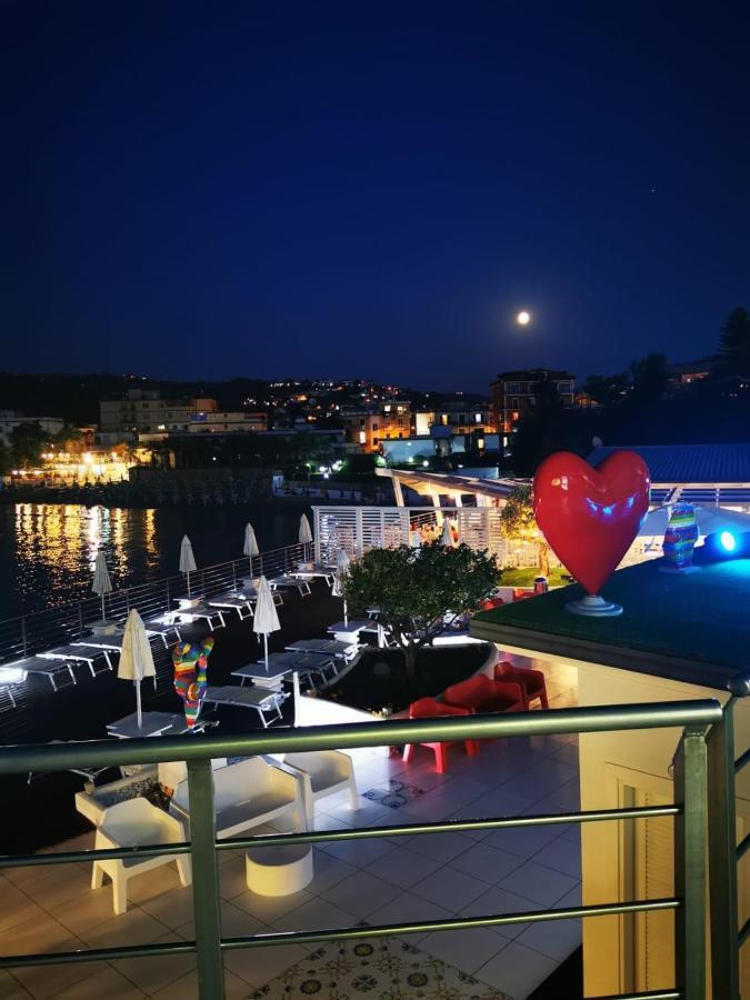 Hotel Furano Bahari Agropoli Exterior foto