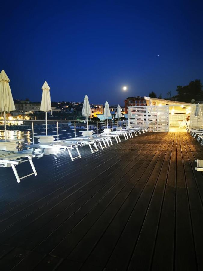 Hotel Furano Bahari Agropoli Exterior foto